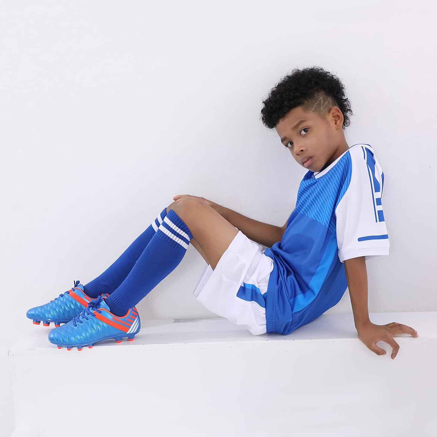 Kids Athletic Soccer Cleats Boys Girls Outdoor Firm Ground Football Shoes