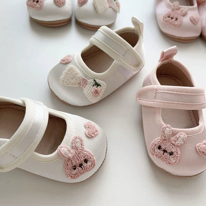 Spring and Autumn Baby Girl Fashion Rabbit and Heart Pattern Toddler