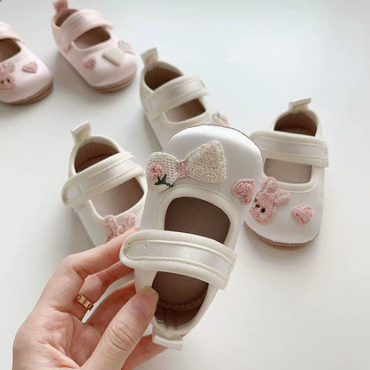 Spring and Autumn Baby Girl Fashion Rabbit and Heart Pattern Toddler